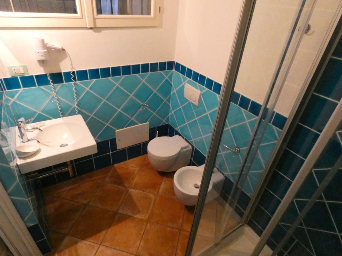 B&B Mrcaruba Stintino Buitenkant foto