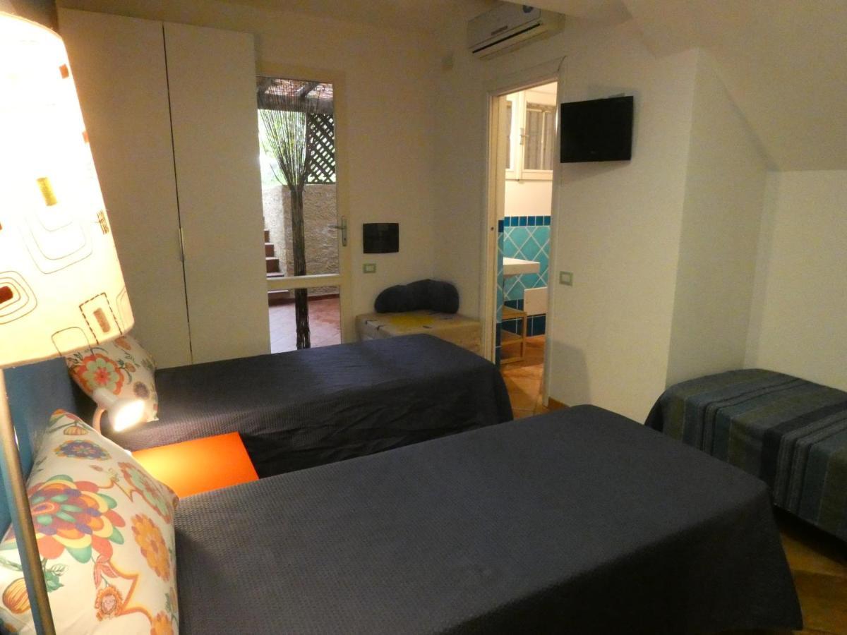 B&B Mrcaruba Stintino Buitenkant foto